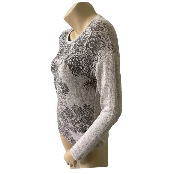 FRENCH BLUE Womens Petite Size PS Long Sleeve Embellished Bohemian Print Sweater - Picture 2 of 5